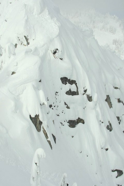 cliff2 Chris, airborne, seconds before injury.
